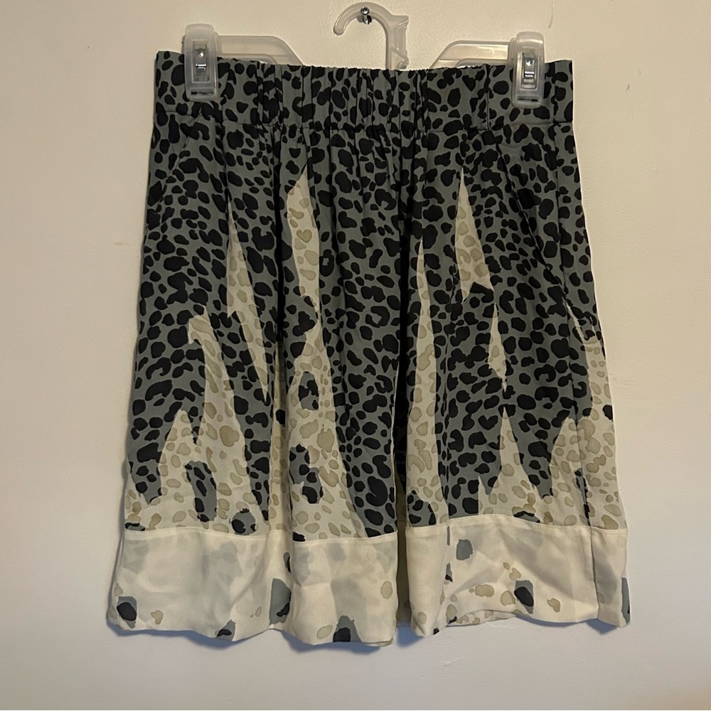 Cabi Mini Skirt Leopard Print Gray Cream with Pockets Women’s Size S